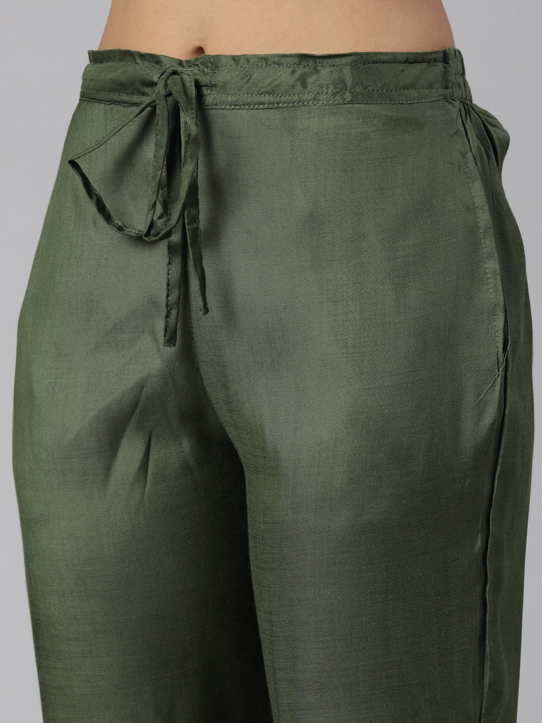 Neerus Mehadi Green Regular Straight Floral Kurta And Trousers With Dupatta - Image 6
