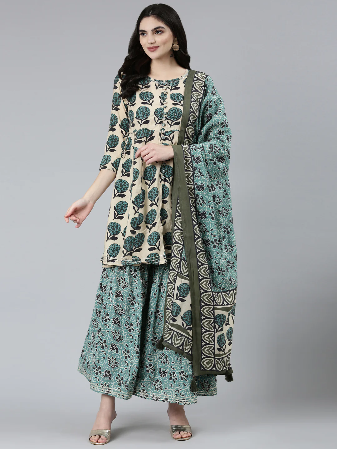 Neerus Green Regular Straight Floral Kurta Sets And Sharara With Dupatta - Image 5