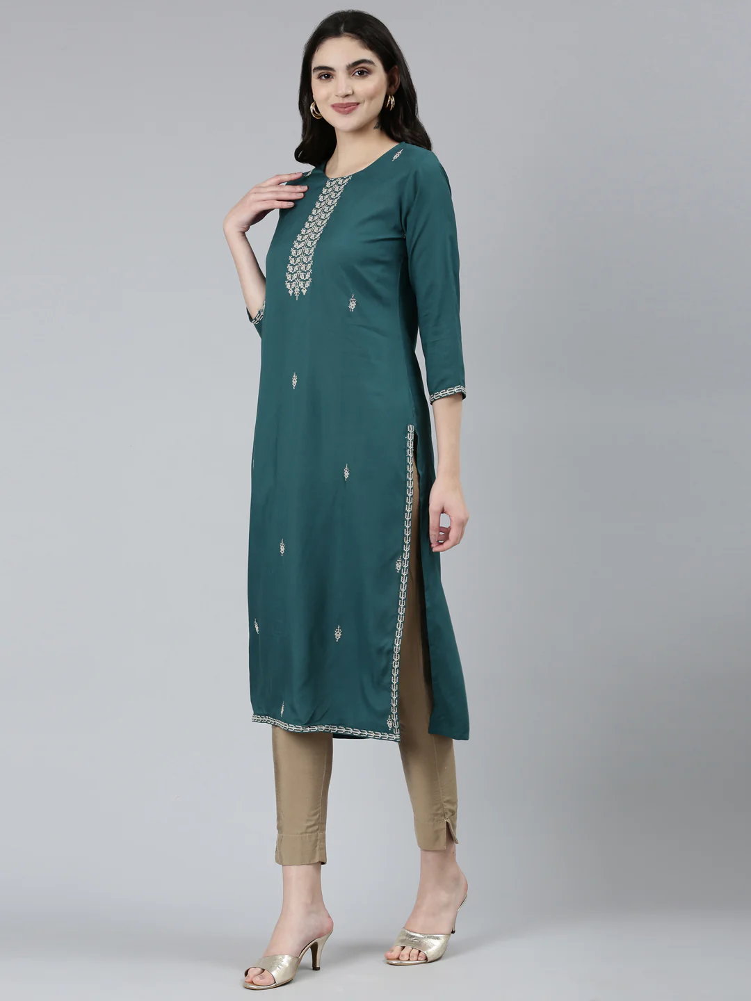 Neerus Green Regular Straight Floral Kurta - Image 2