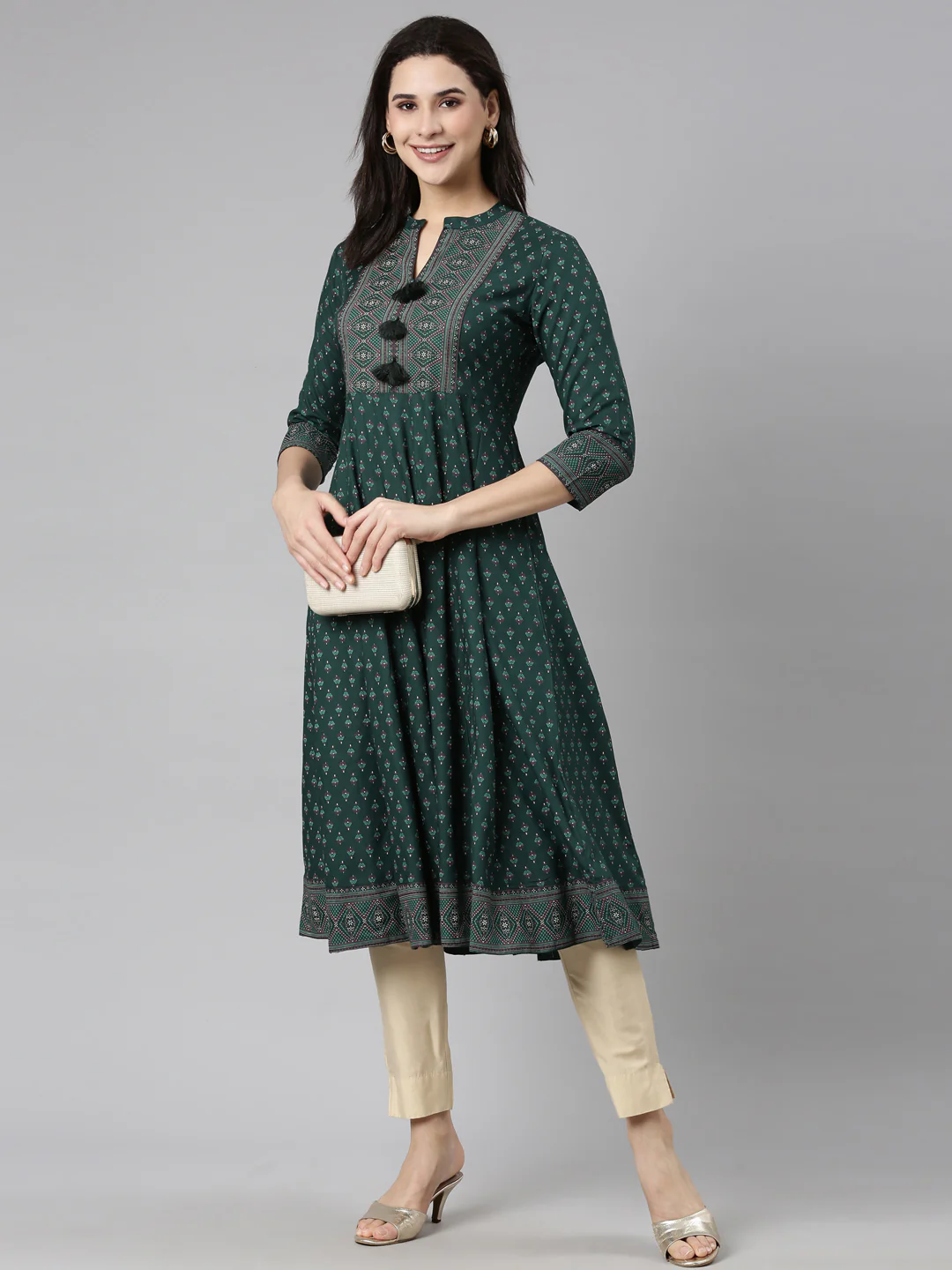 Neerus Green Regular Straight Floral Kurta - Image 4