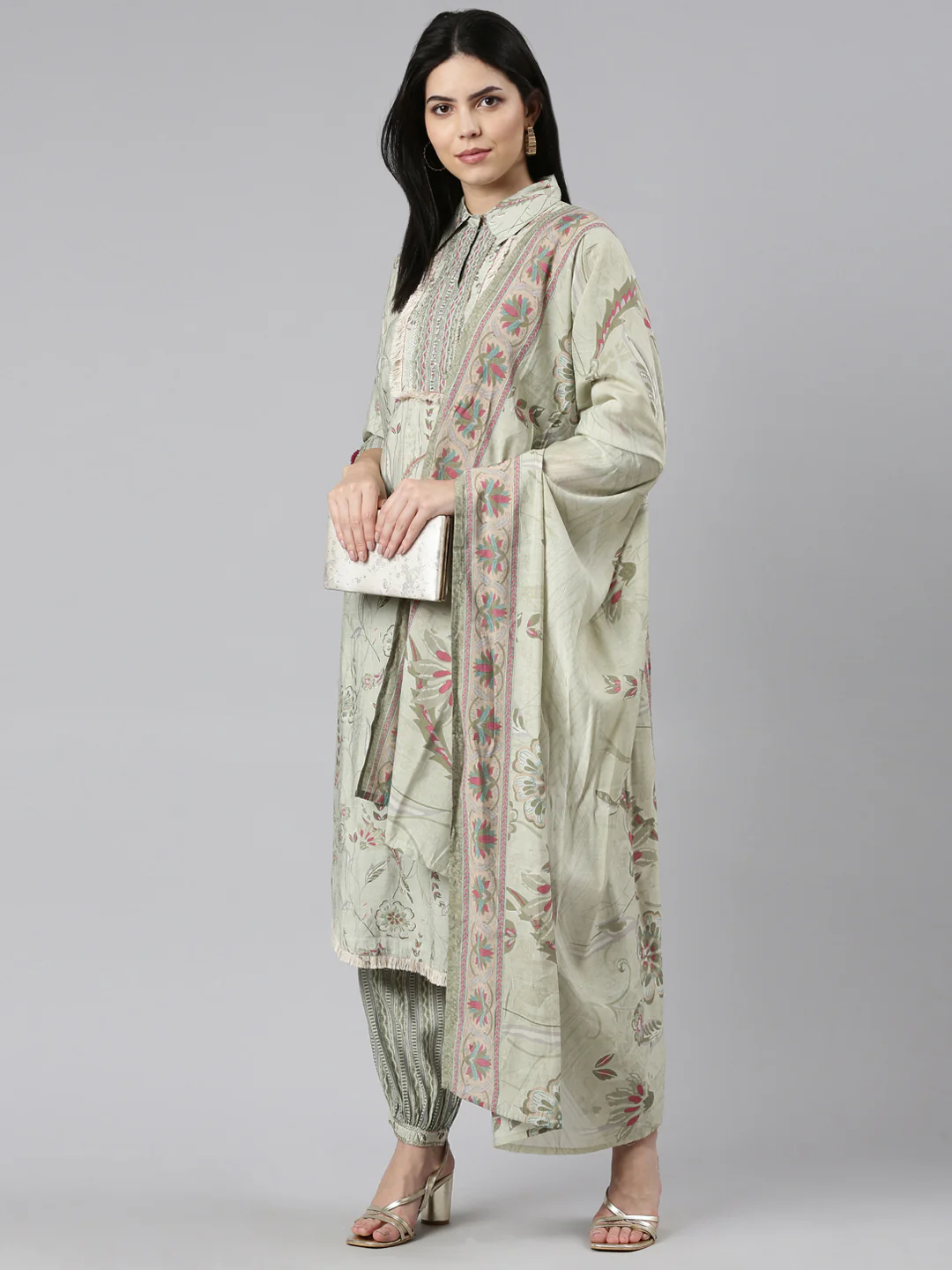Neerus Green Regular Straight Printed Kurta And Salwar With Dupatta - Image 5
