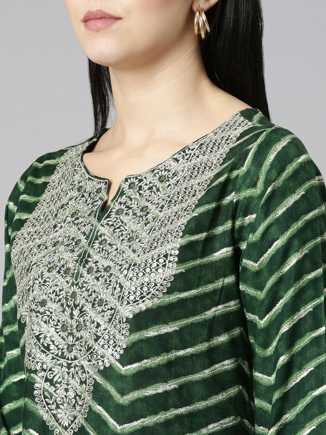 Neerus Green Regular Straight Printed Kurta And Sharara With Dupatta - Image 4