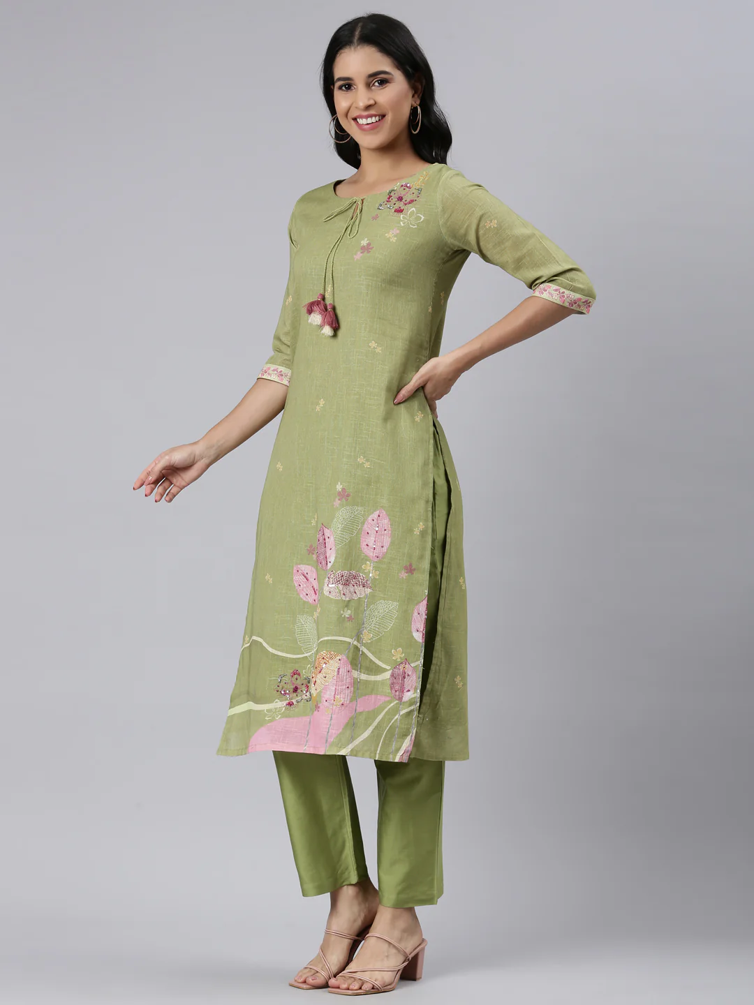 Neerus Green Regular Straight Printed Kurta and Trousers - Image 2