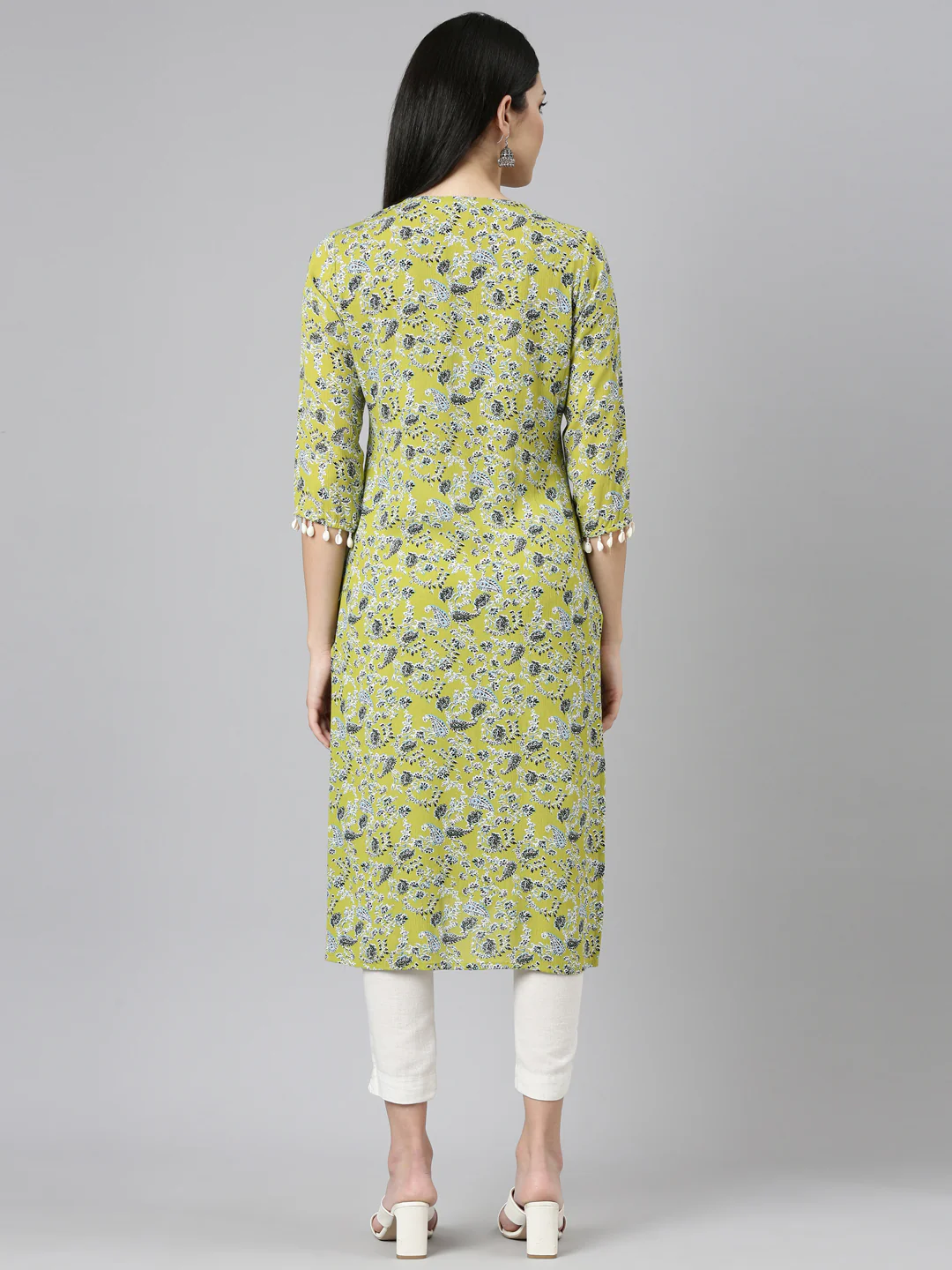 Neerus Green Regular Straight Printed Kurta - Image 3