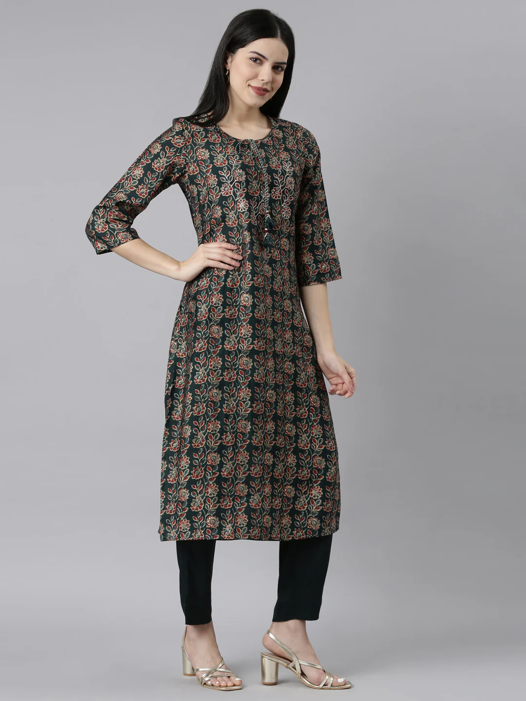 Neerus Green Regular Straight Solid Kurta And Trousers With Dupatta - Image 2