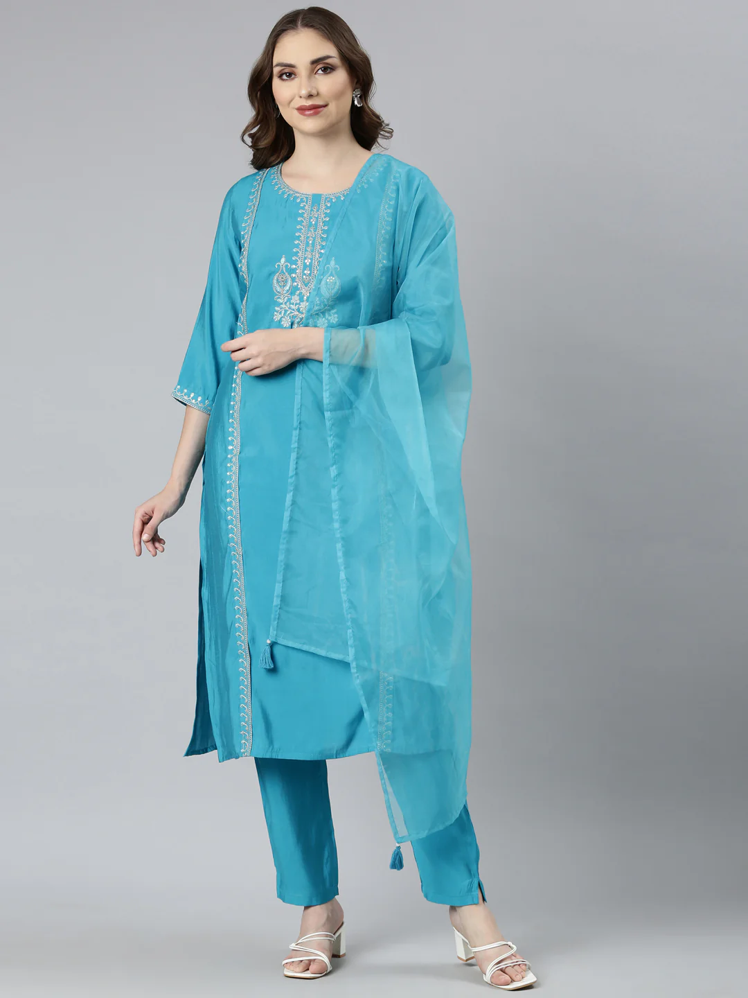 Neerus Green Regular Straight Solid Kurta And Trousers With Dupatta