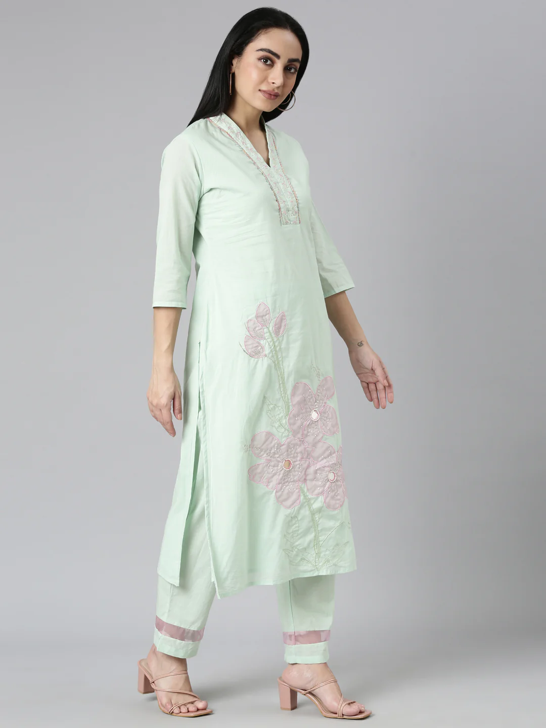 Neerus Green Regular Straight Solid Kurta and Trousers With Dupatta - Image 2