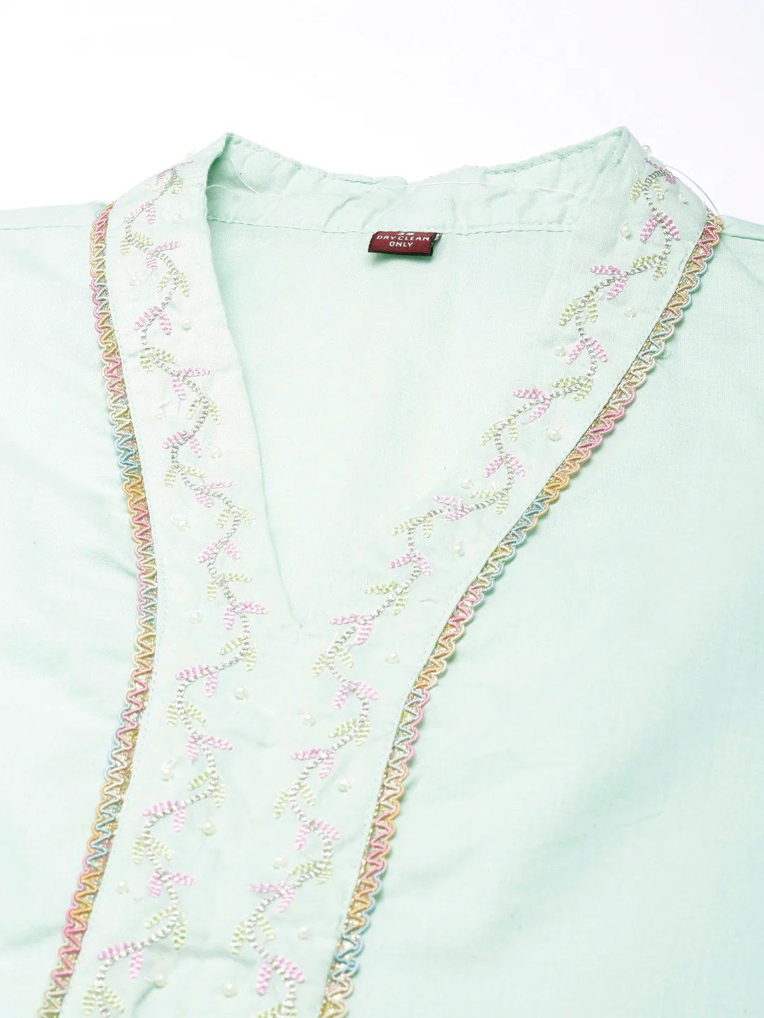 Neerus Green Regular Straight Solid Kurta and Trousers With Dupatta - Image 4