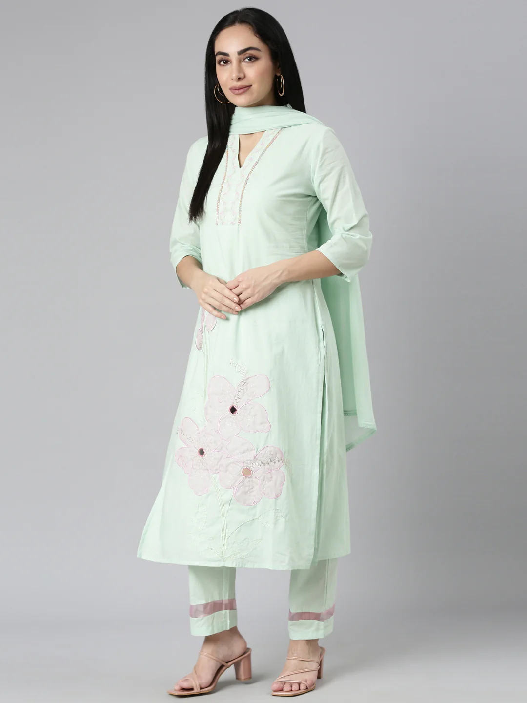 Neerus Green Regular Straight Solid Kurta and Trousers With Dupatta - Image 5