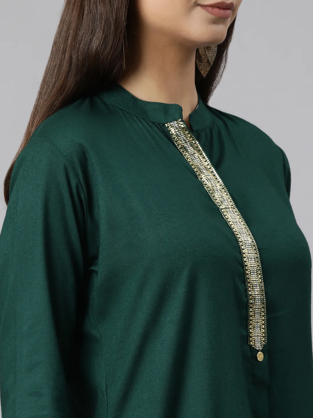Neerus Green Regular Straight Solid Kurta - Image 4