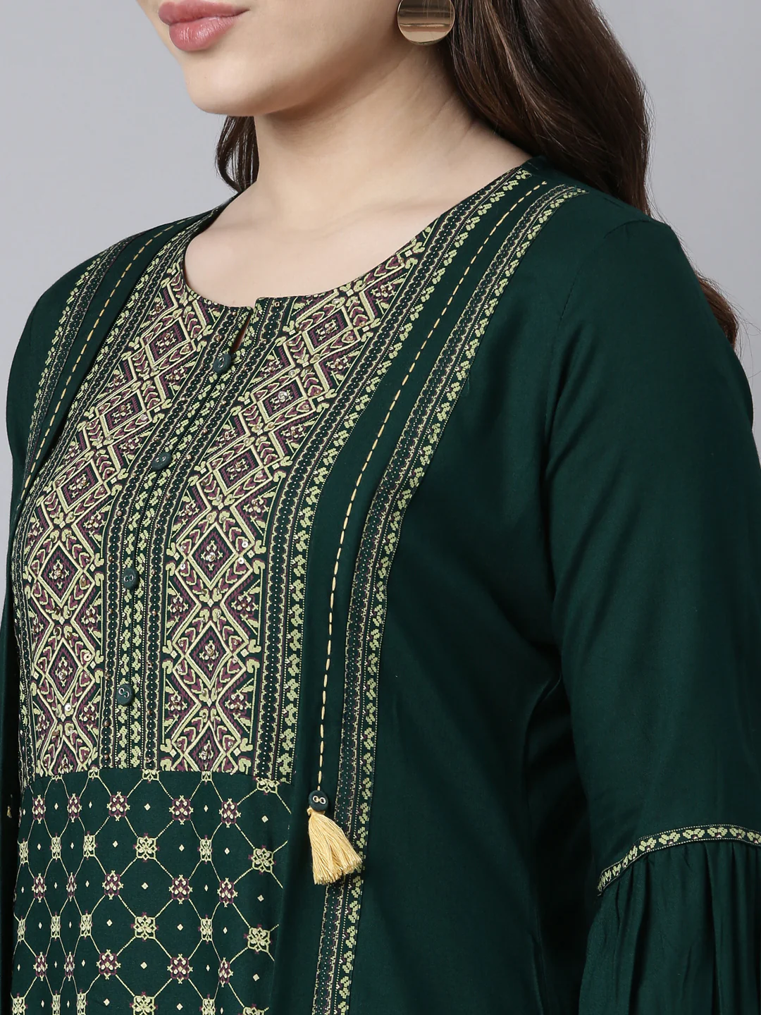 Neerus Green Regular Straight Woven Design Kurta - Image 4
