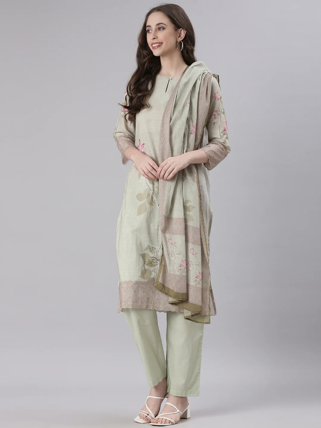 Neerus Green Solid Straight Kurta and Trousers With Dupatta - Image 5
