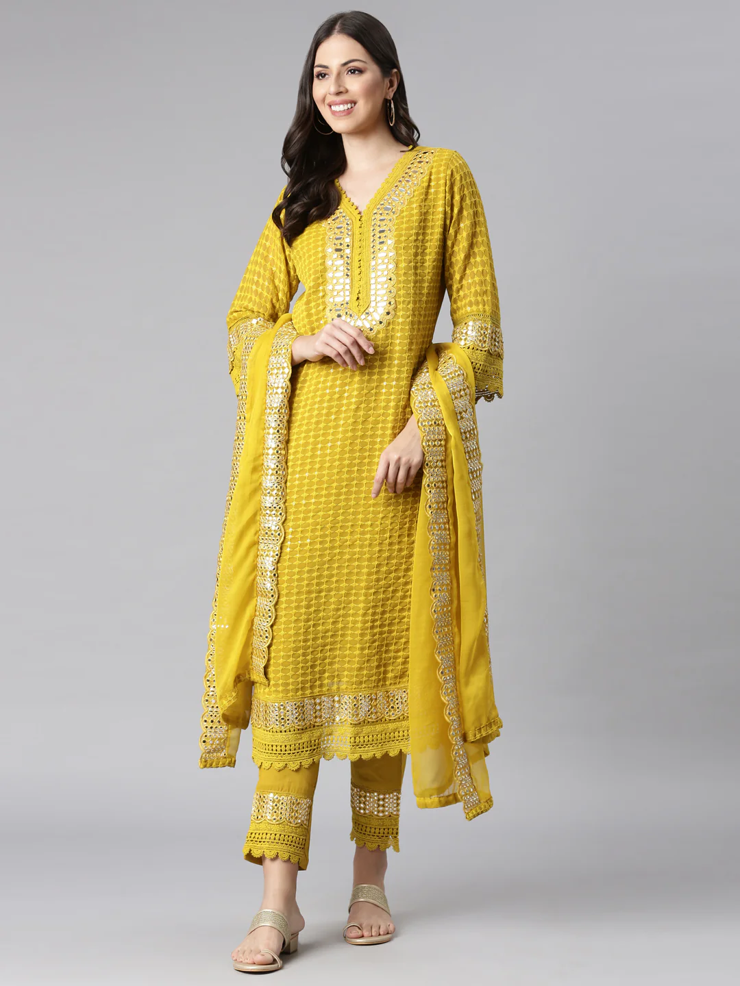 Neerus Green Solid Straight Kurta and Trousers With Dupatta - Image 5