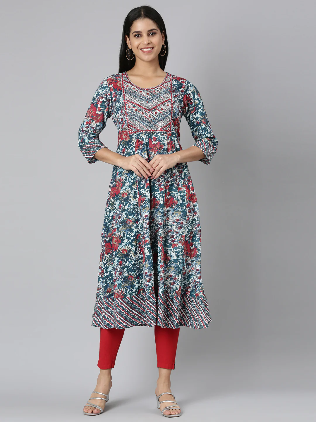 Neerus Green Casual Floral Anarkali Kurta