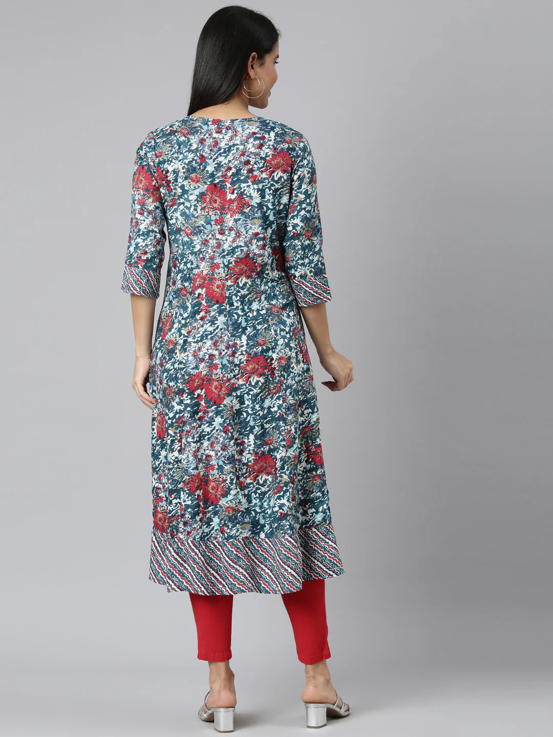 Neerus Green Casual Floral Anarkali Kurta - Image 4