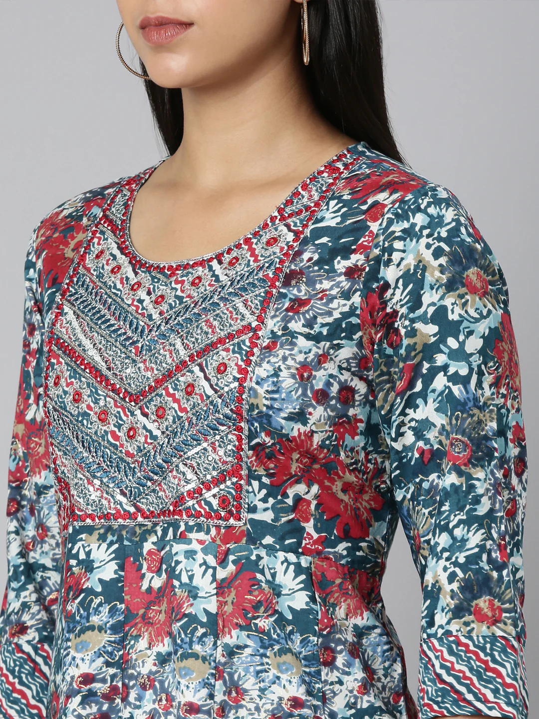 Neerus Green Casual Floral Anarkali Kurta - Image 5