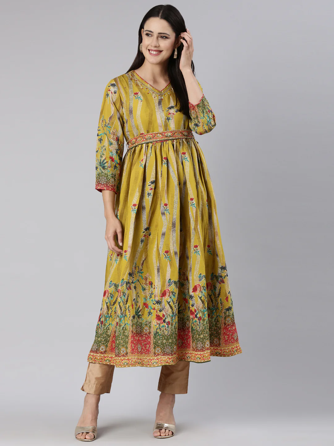 Neerus Green Straight Casual Floral Dress - Image 5