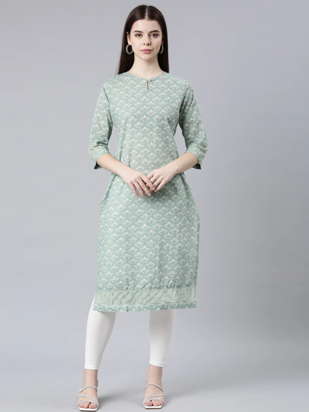 Neerus Green Straight Casual Floral Straight Kurta