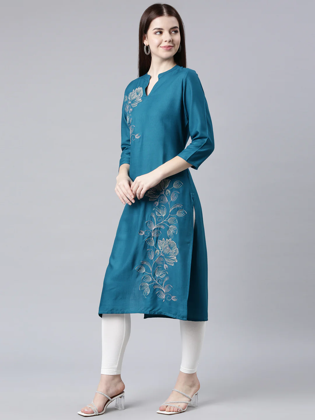 Neerus Green Straight Casual Floral Straight Kurta - Image 2