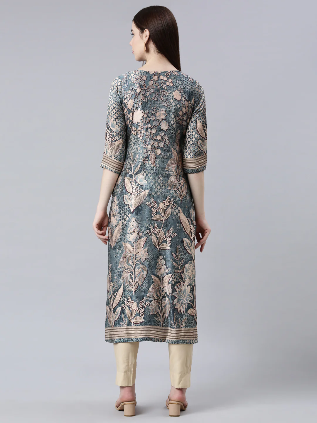 Neerus Green Straight Casual Floral Straight Kurta - Image 3