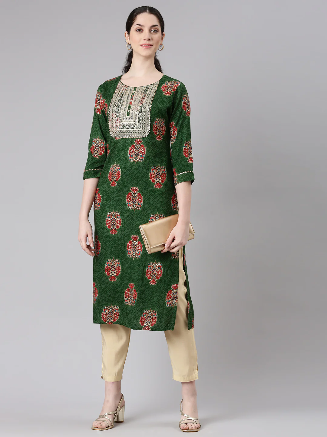 Neerus Green Straight Casual Floral Panelled Kurta - Image 5