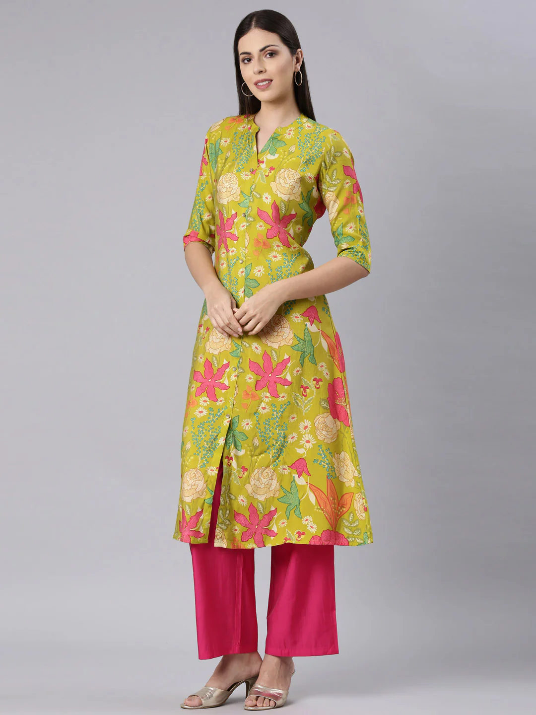 Neerus Green Straight Casual Floral Straight Kurta - Image 2