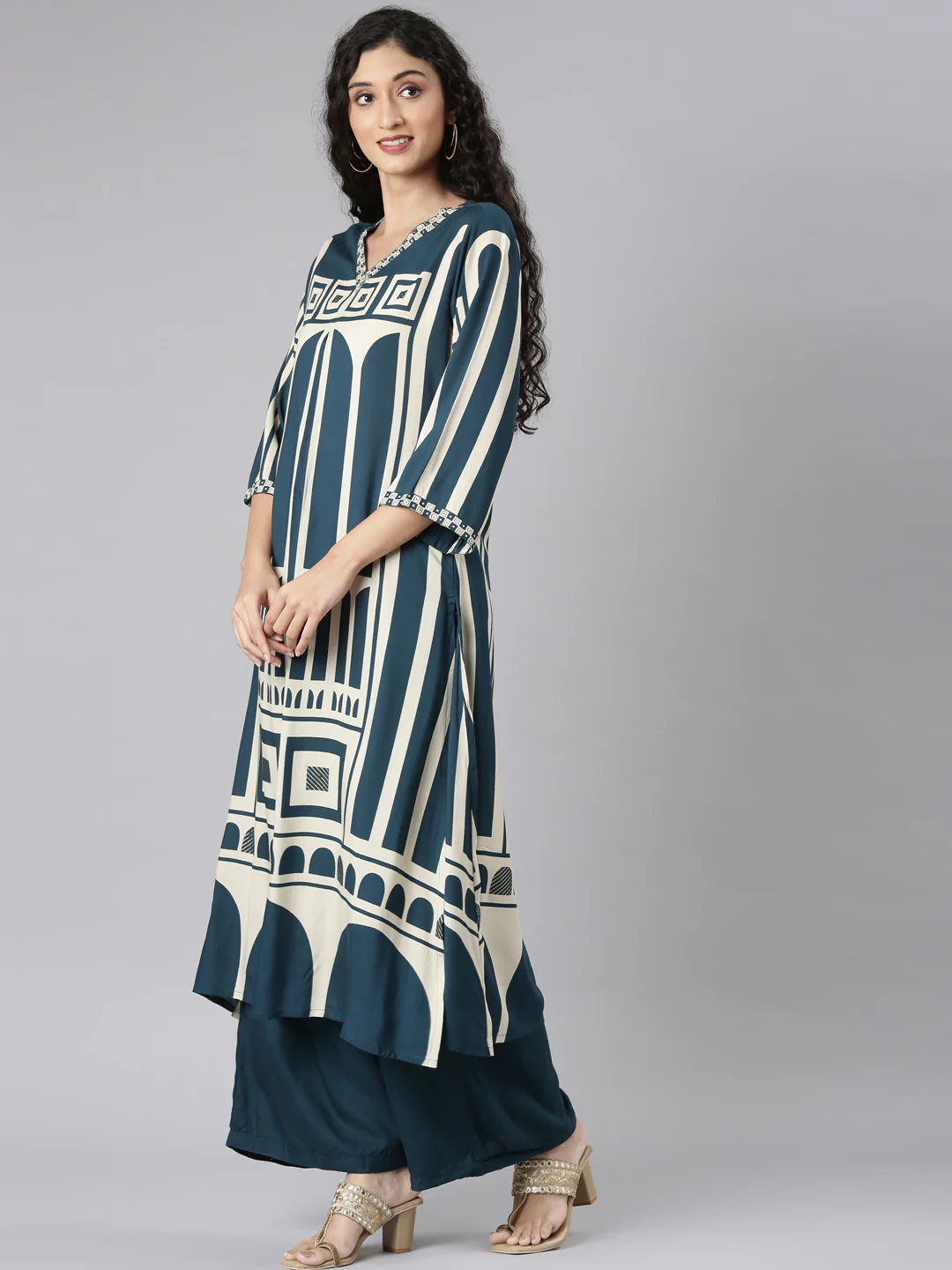 Neerus Green Straight Casual Kurta and Plazzo - Image 2