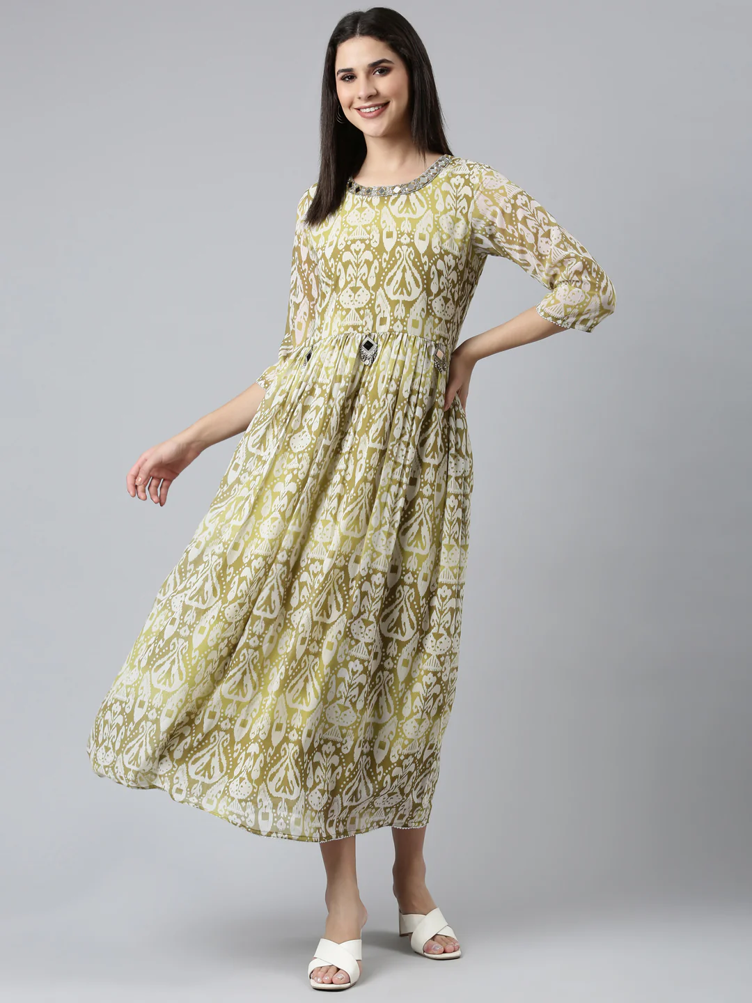 Neerus Green Straight Casual Printed Dress - Image 5