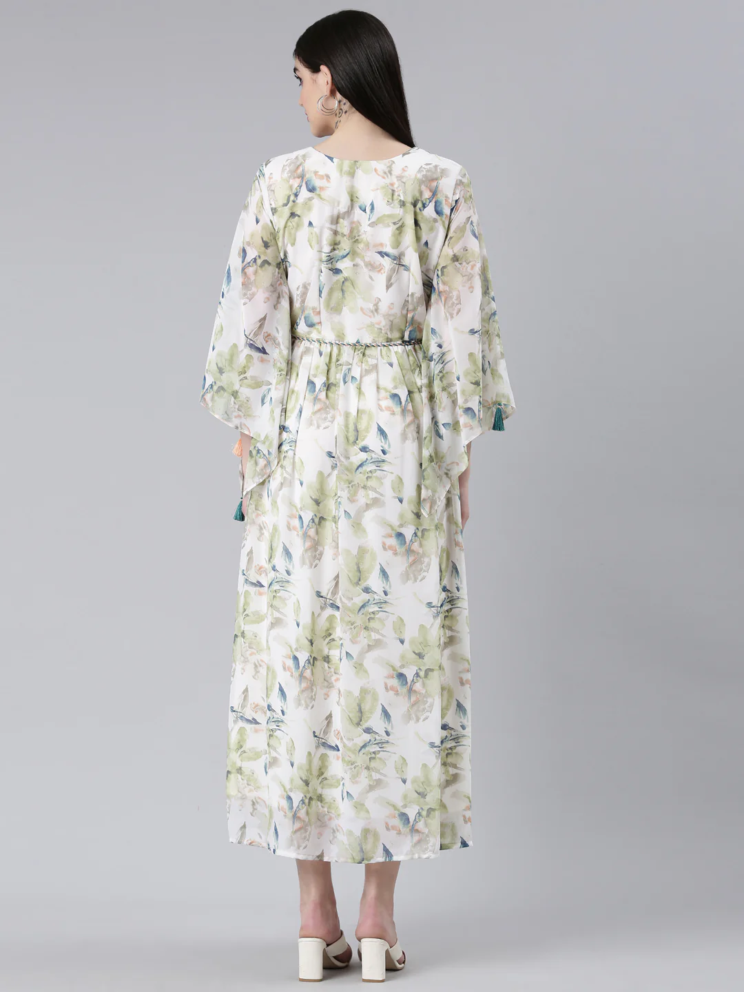Neerus Green Straight Casual Printed Dress - Image 3