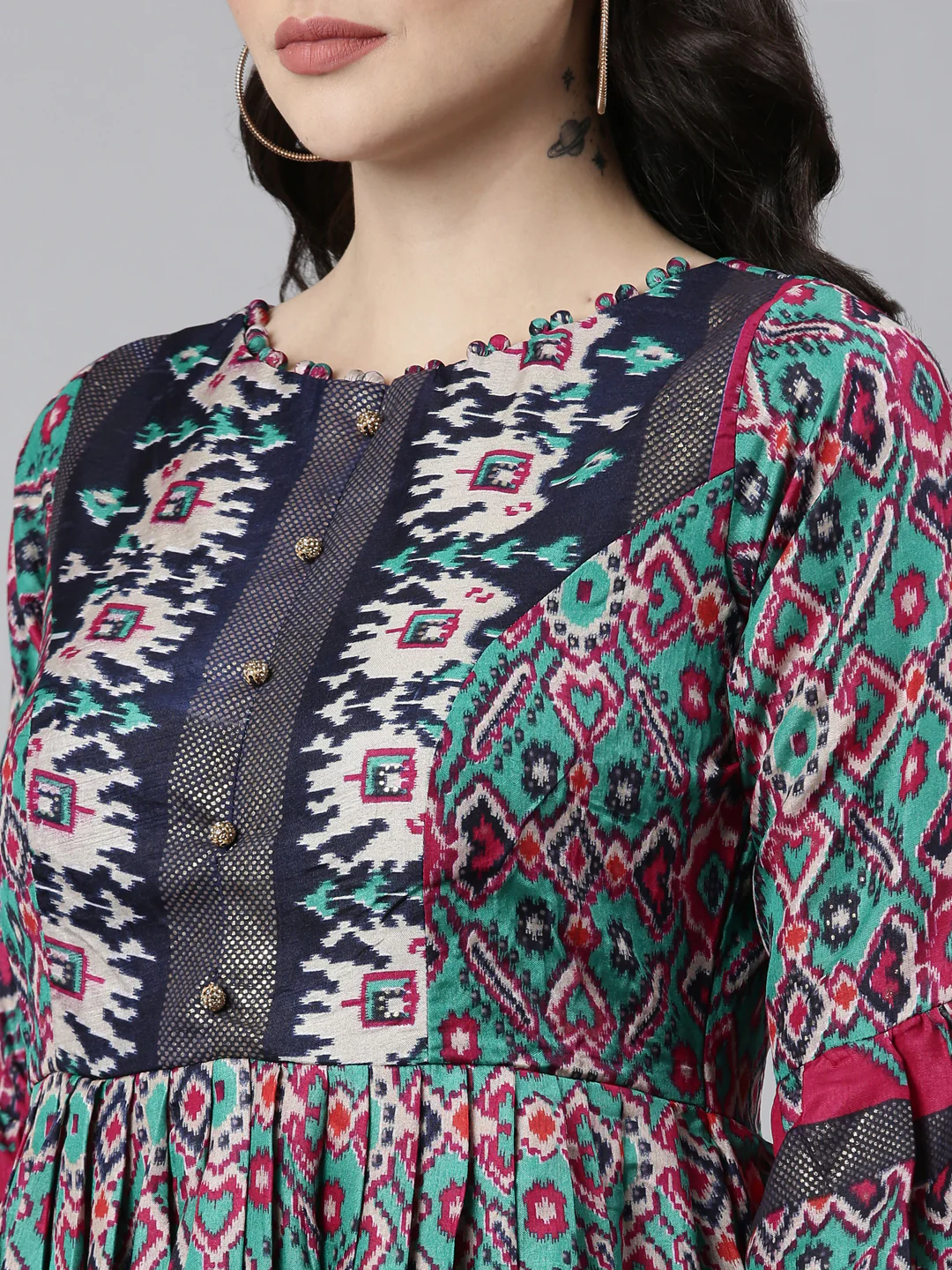Neerus Green Straight Casual Printed Dress - Image 4