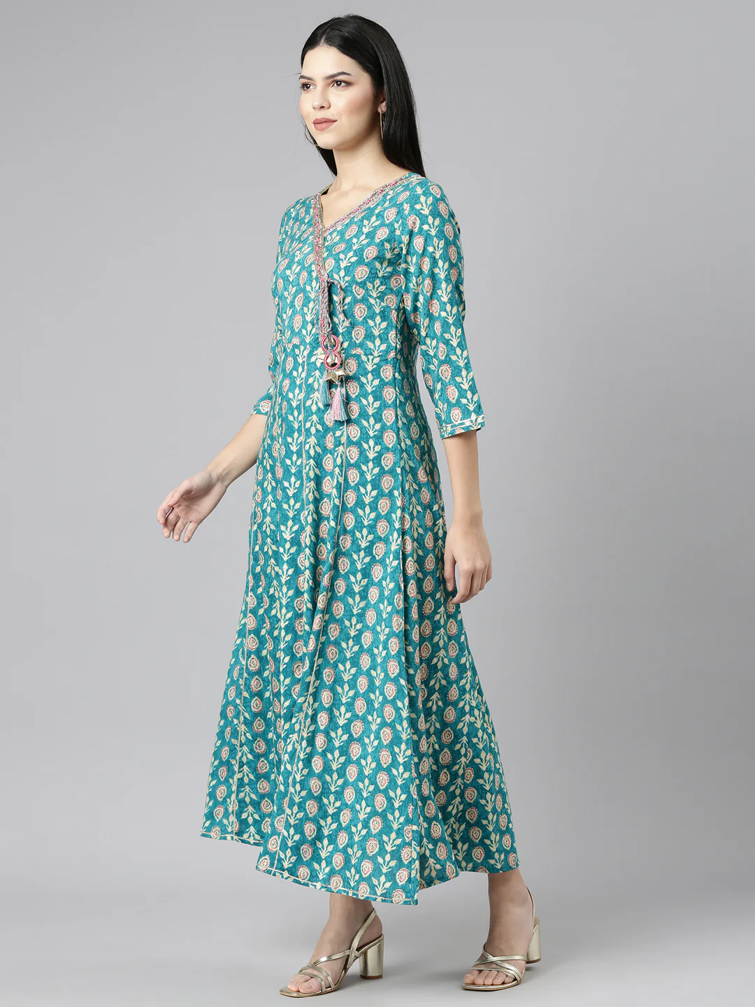 Neerus Green Straight Casual Printed Dress - Image 2