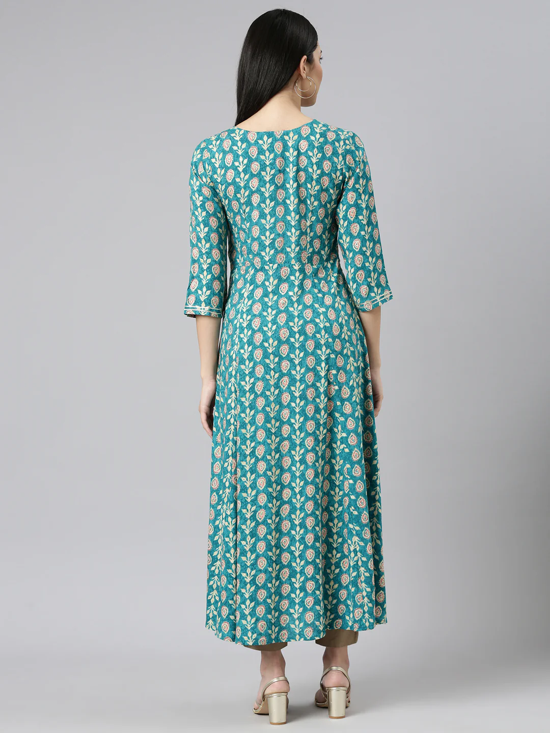 Neerus Green Straight Casual Printed Dress - Image 3
