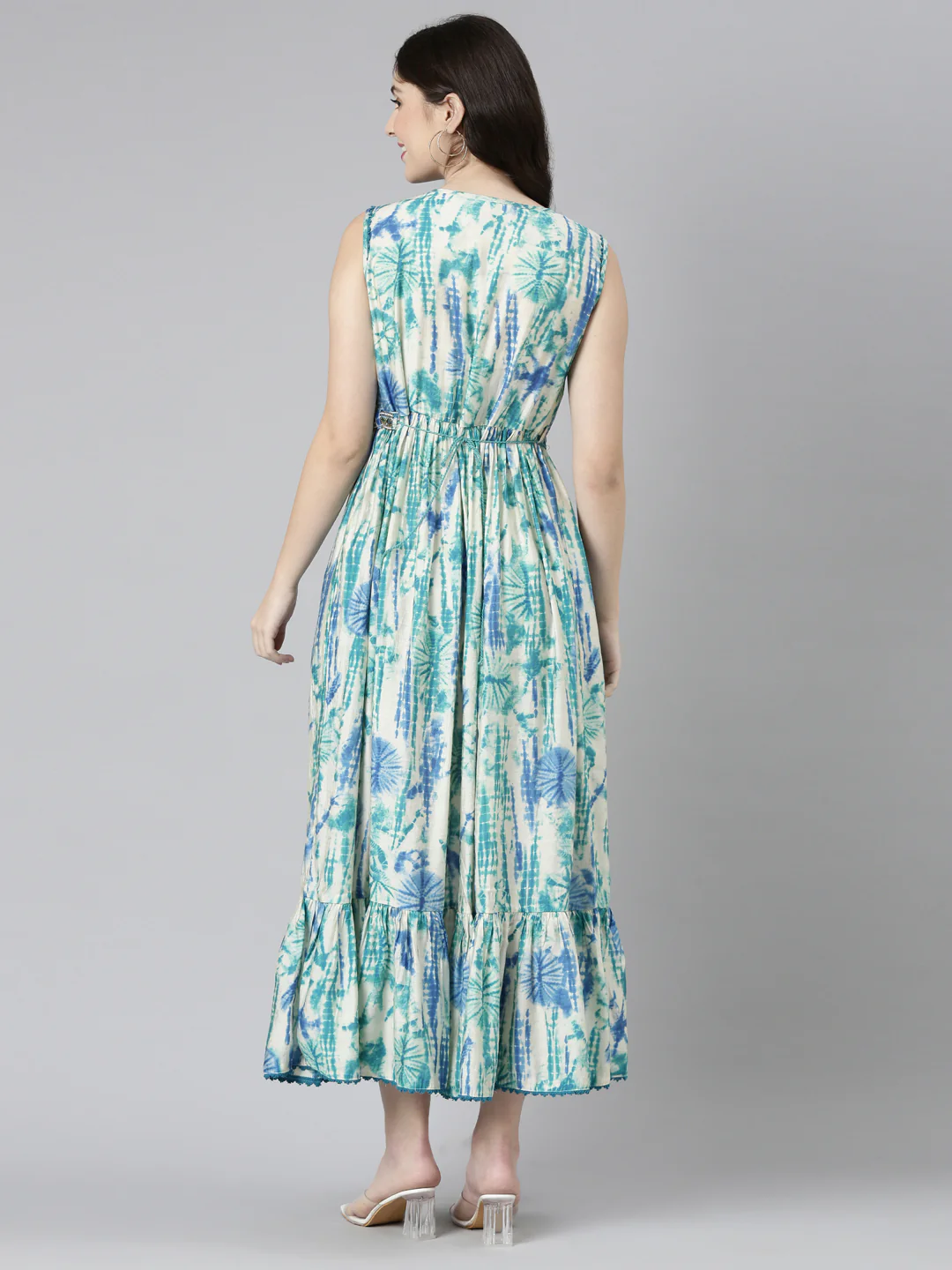 Neerus Green Straight Casual Printed Gown - Image 3