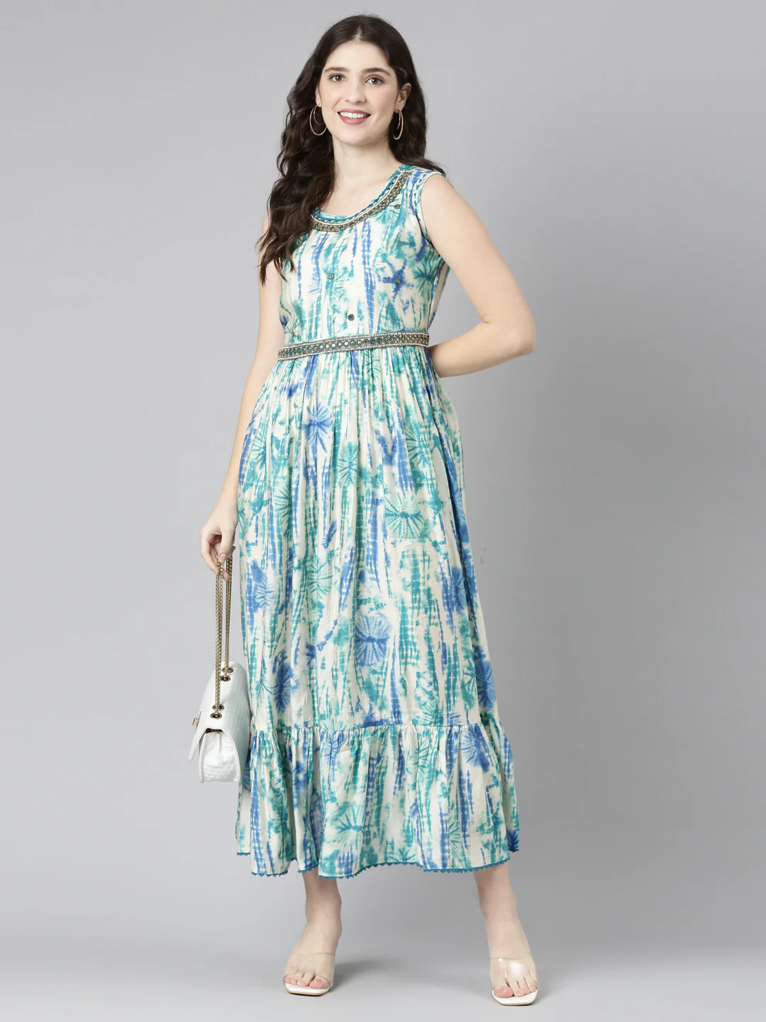 Neerus Green Straight Casual Printed Gown - Image 5