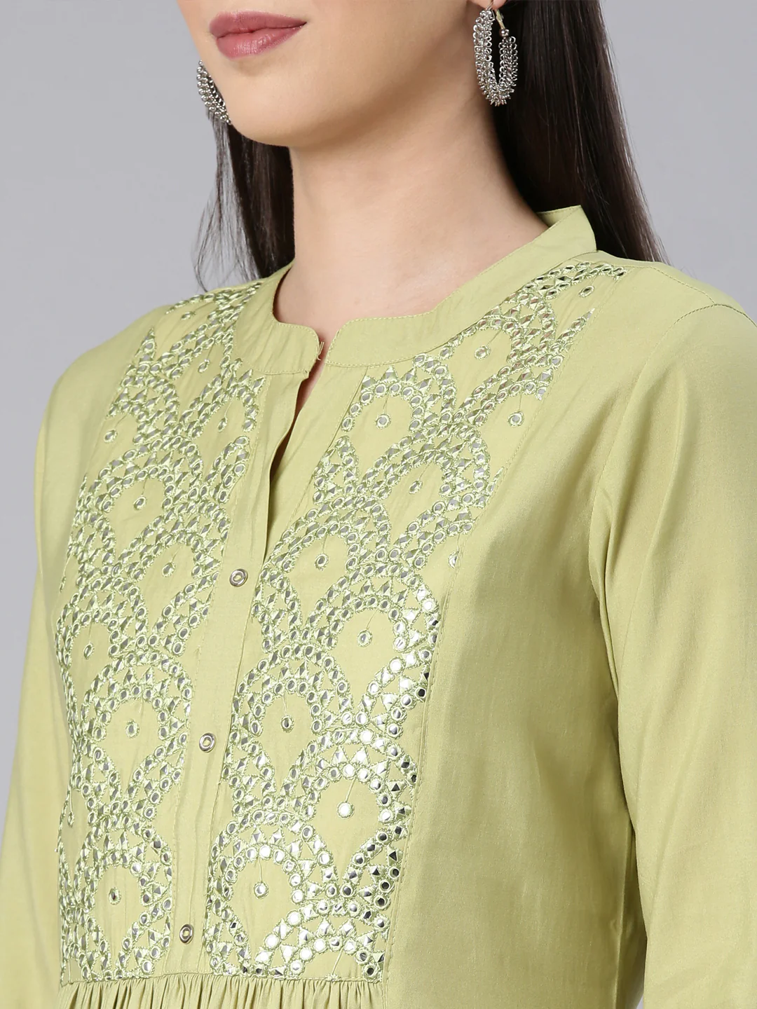 Neerus Green Straight Casual Solid Anarkali Kurta - Image 5
