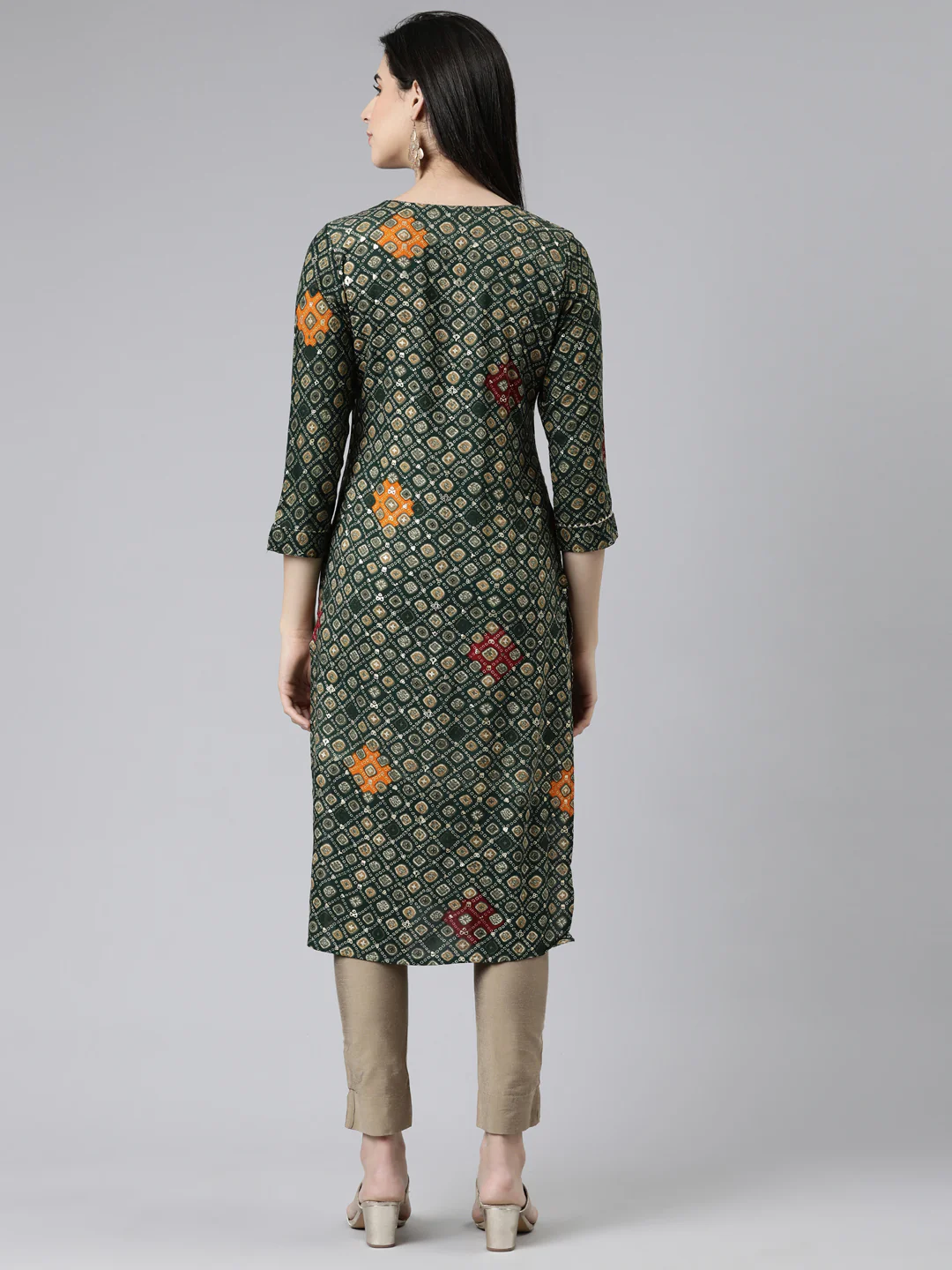 Neerus Green Straight Printed Cotton Kurta - Image 3