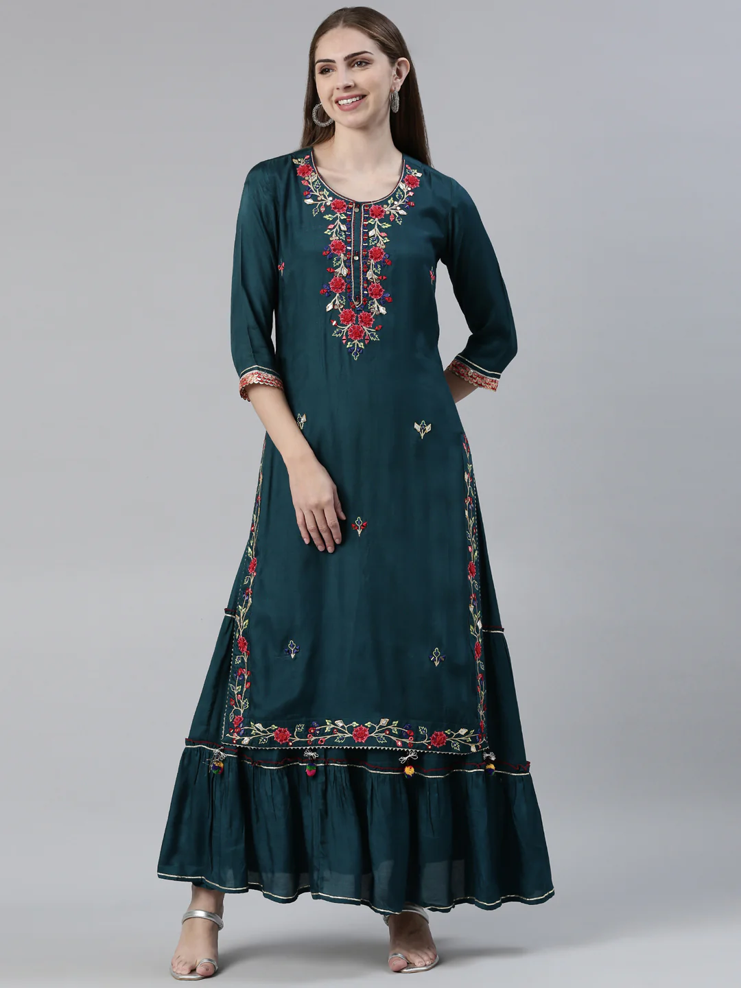 Neerus Green Straight Regular Shantoon Kurta
