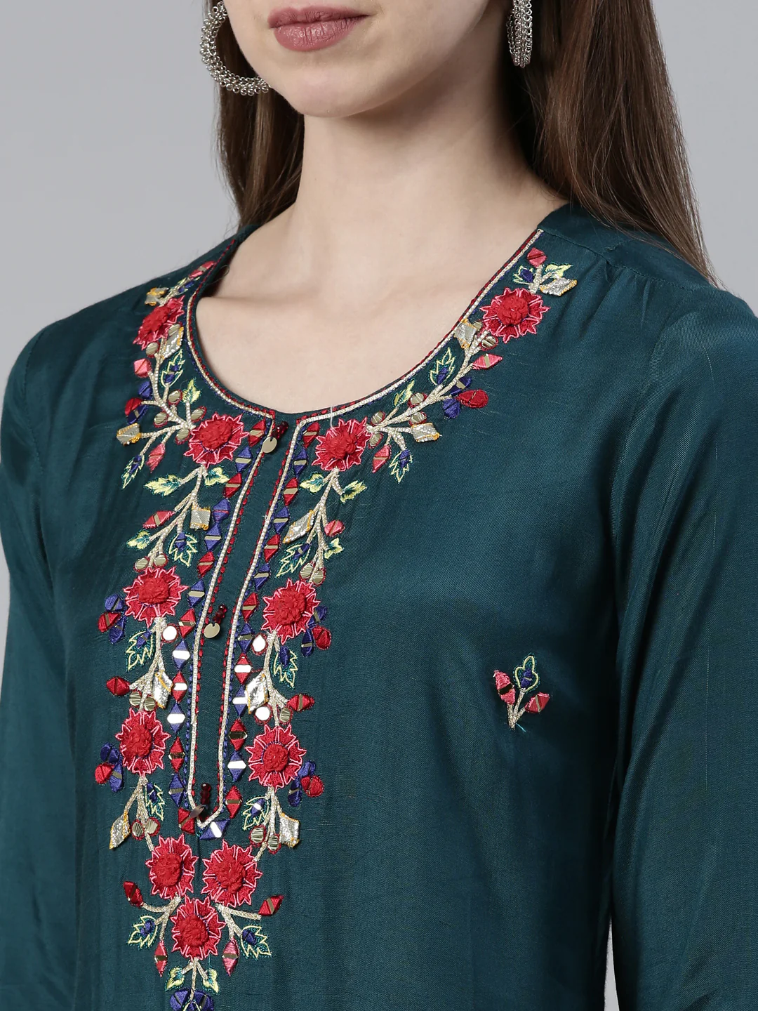 Neerus Green Straight Regular Shantoon Kurta - Image 4
