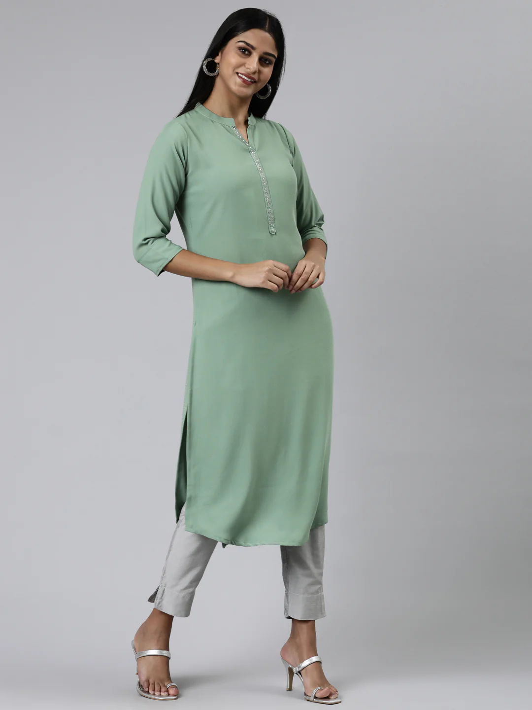 Neerus Green Straight Solid Viscose Rayon Kurta - Image 2