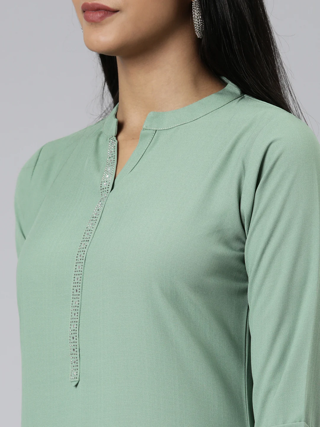 Neerus Green Straight Solid Viscose Rayon Kurta - Image 4