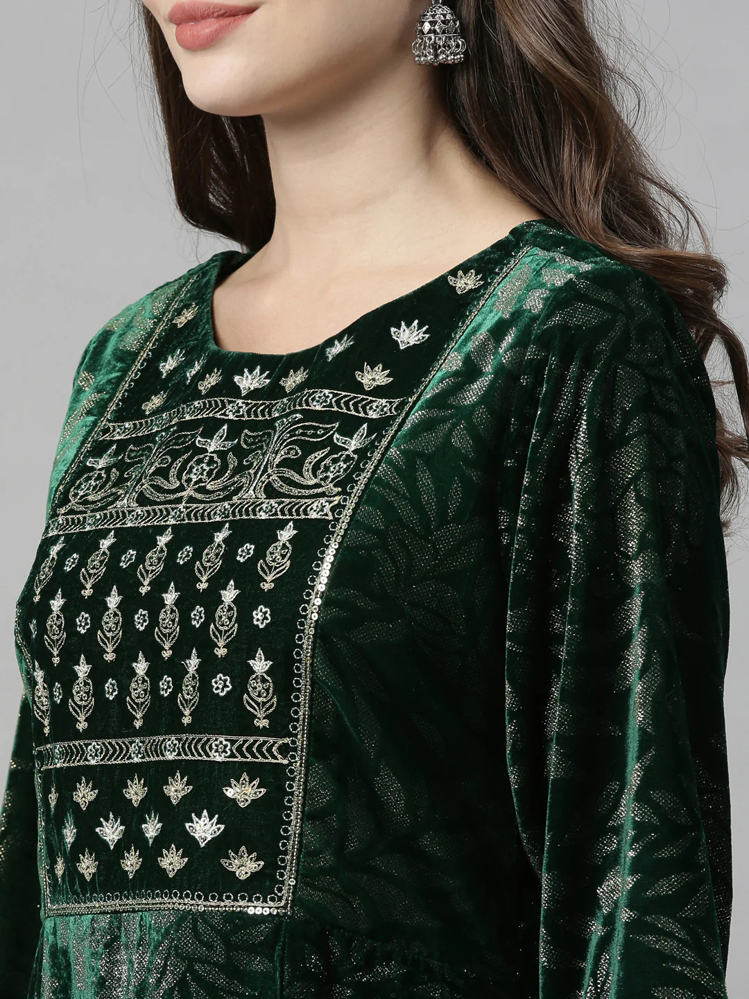 Neerus Green Zari Flared Kurta - Image 2