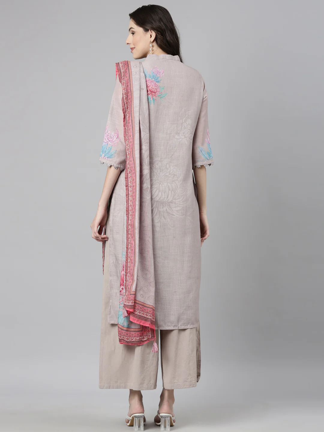 Neerus Grey Casual Floral Straight Kurta and Palazzos With Dupatta - Image 4