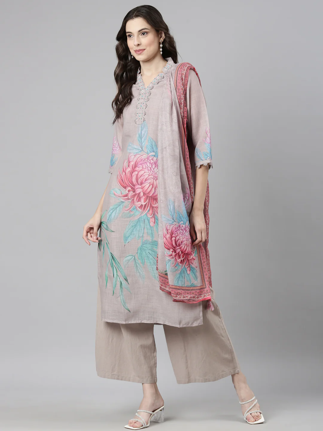 Neerus Grey Casual Floral Straight Kurta and Palazzos With Dupatta - Image 6