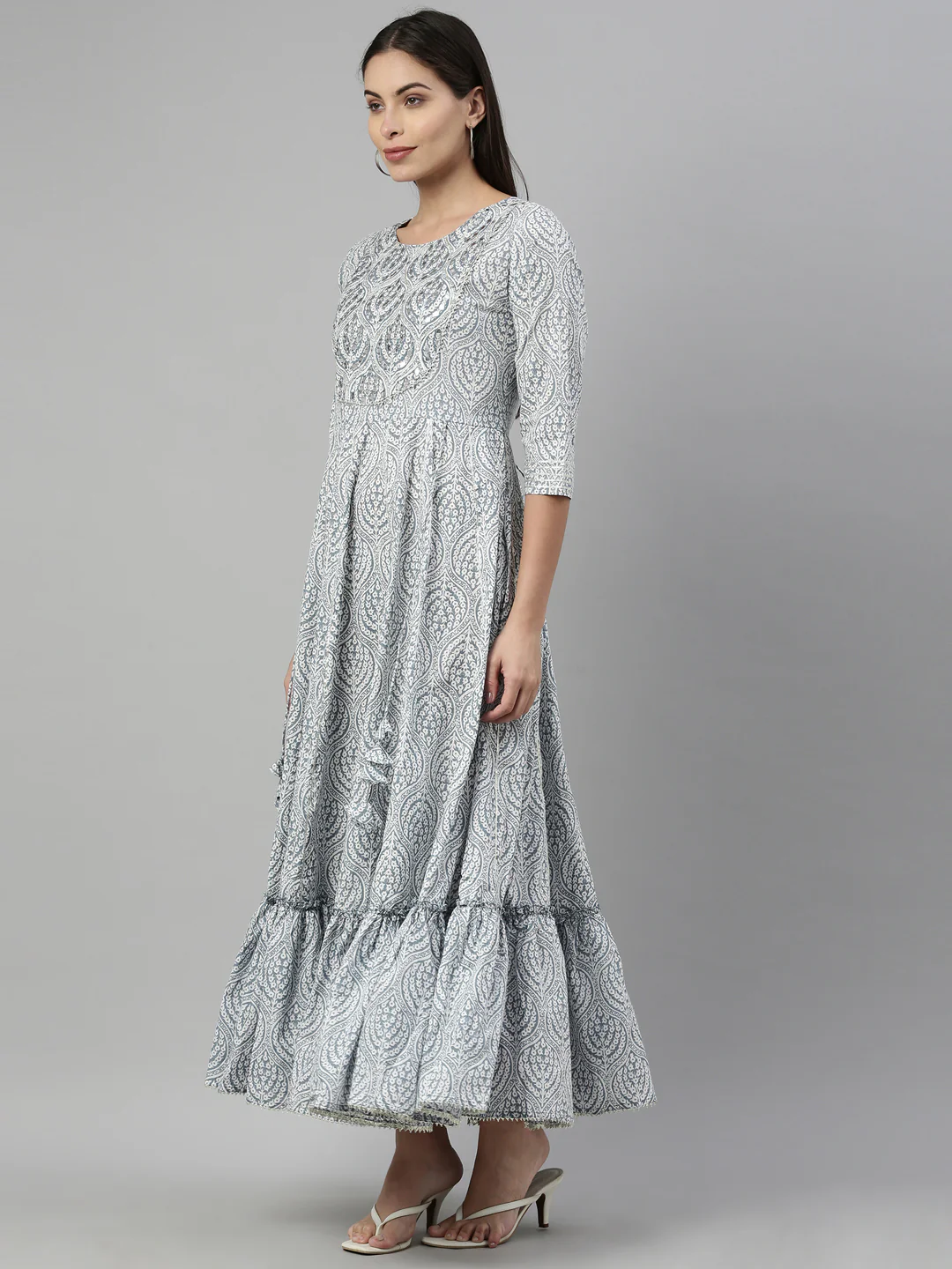 Neerus Grey Color Cotton Fabric Kurta - Image 3