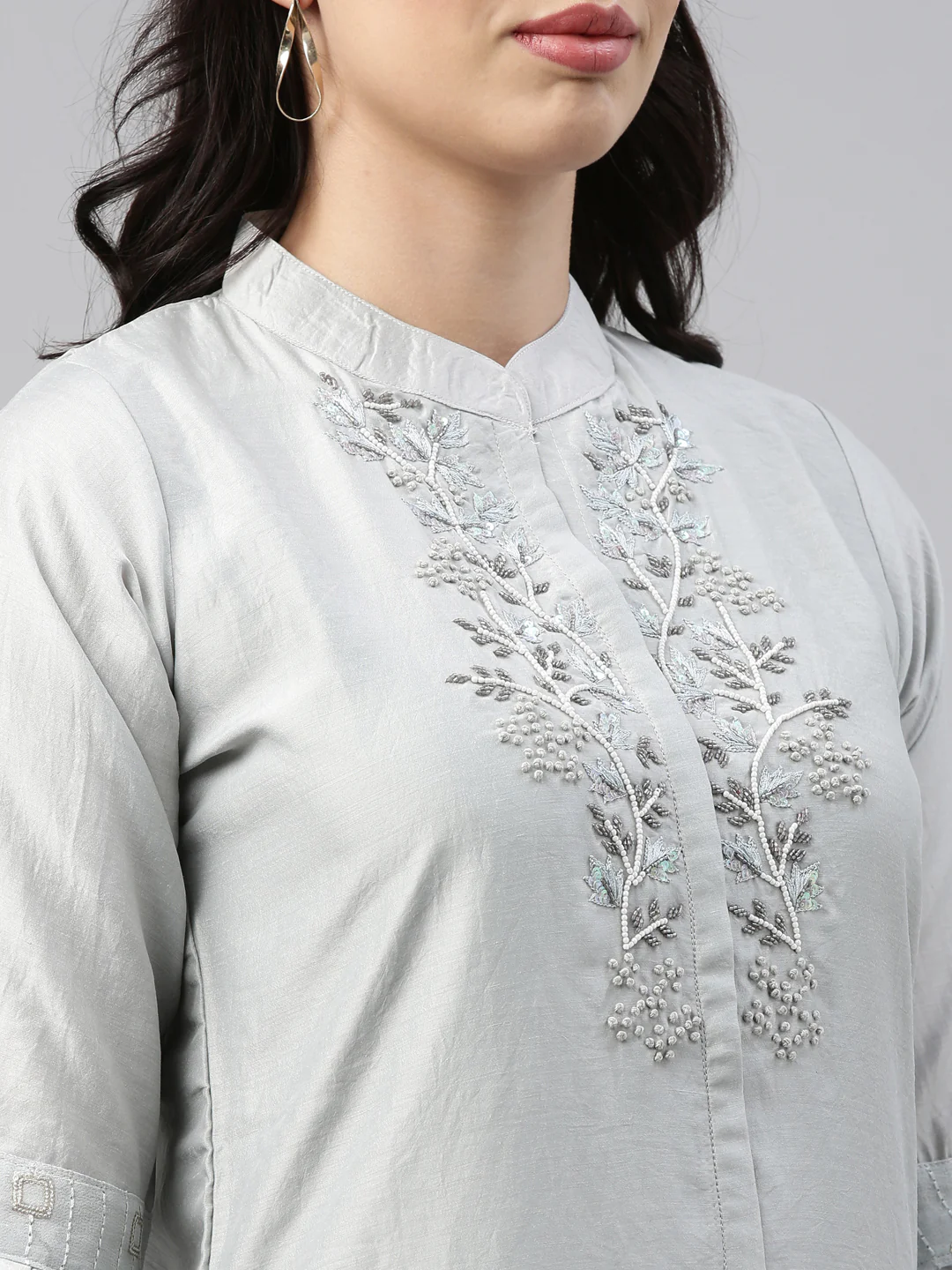 Neerus Grey Color Model Fabric Tunic - Image 6