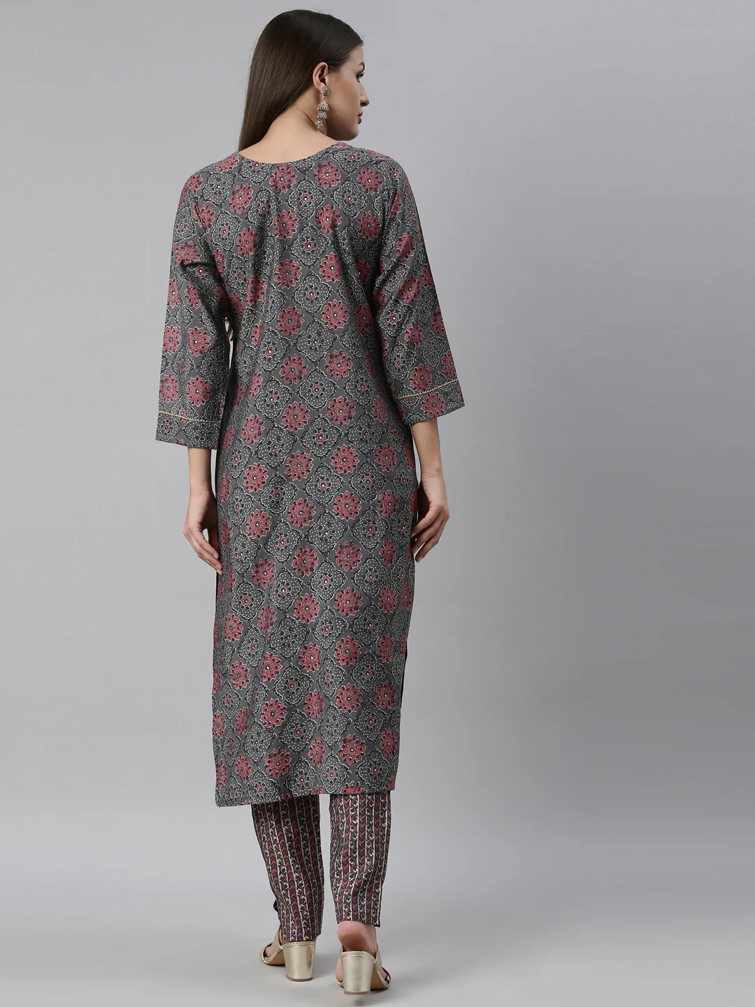 Neerus Grey Color Muslin Fabric Kurta Set - Image 5