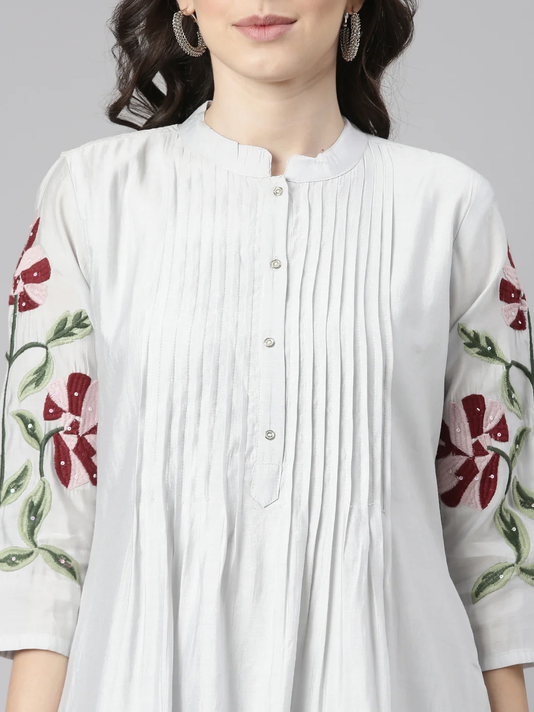 Neerus Grey Embroidered Straight Kurta and Trousers - Image 4