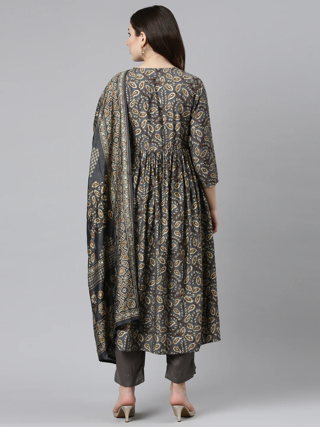 Neerus Grey Pleated Straight Printed Kurta And Trousers With Dupatta - Image 3