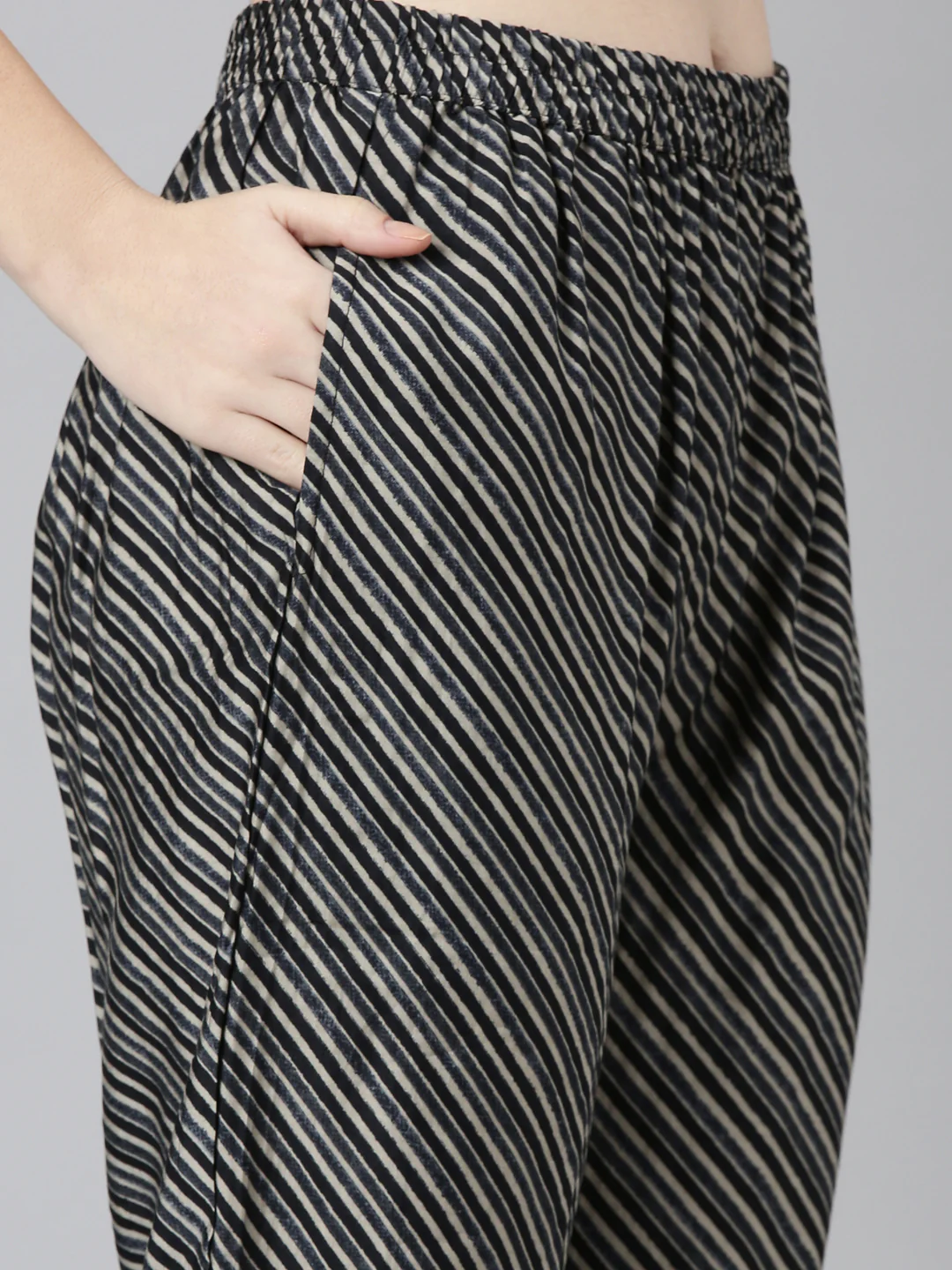 Neerus Grey Pleated Straight Printed Kurta And Trousers With Dupatta - Image 6