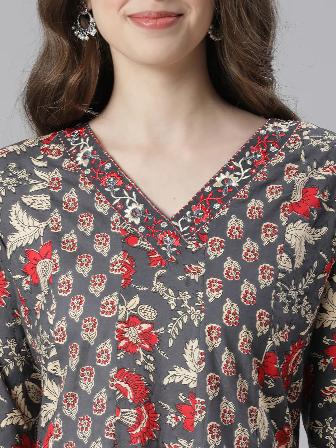 Neerus Grey Printed Anarkali Kurta and Trousers With Dupatta - Image 4